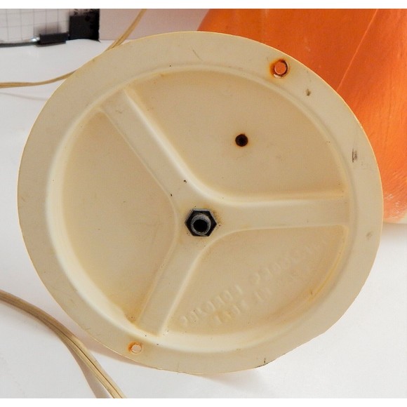 Nativity Joseph Blow Mold Poloron Prods Hard Plastic 26 Inch Lighted Christmas - Picture 6 of 12